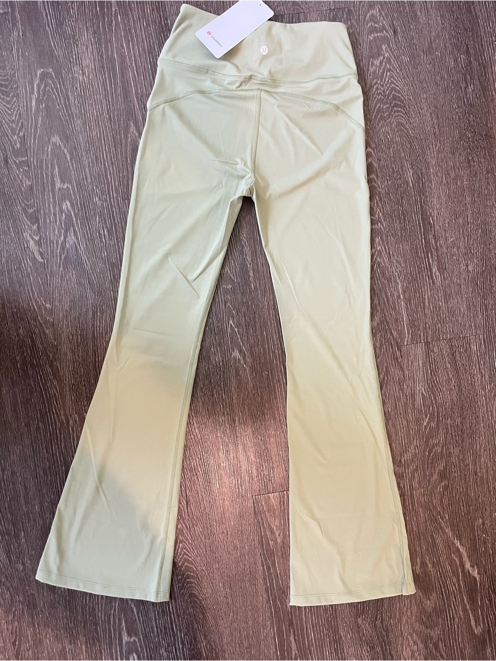 Lululemon High-Waist Flared Leggings Pale Sage - Picture 2 of 2